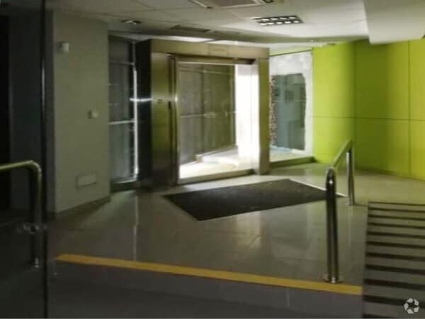 Avenida Logroño, 201, Madrid, Madrid for sale - Interior Photo - Image 1 of 1