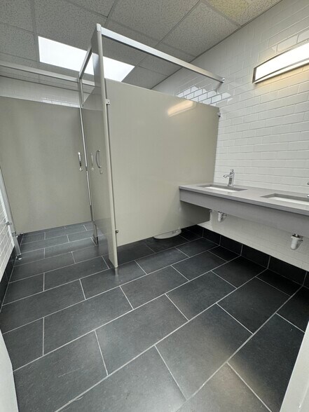 24 Belden Ave, Norwalk, CT à louer - Photo intérieure - Image 3 de 27