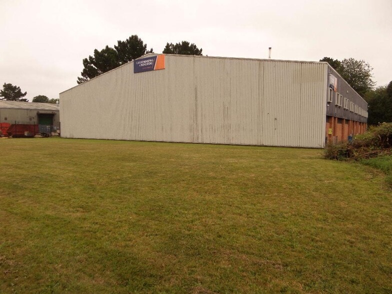 Severn Rd, Pontypridd for lease - Building Photo - Image 2 of 5