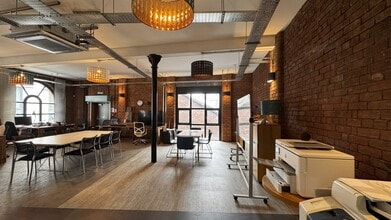 19 Mason St, Manchester for lease Interior Photo- Image 2 of 7