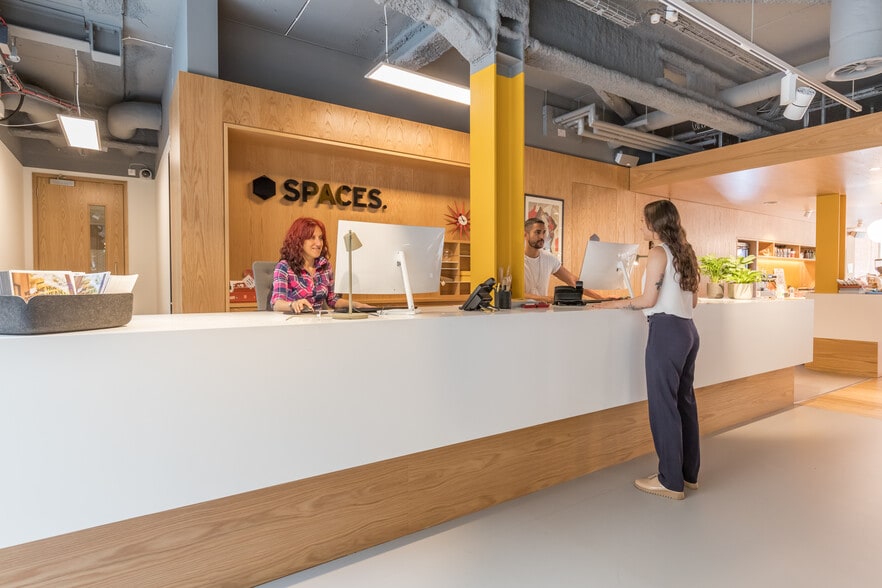 77 Fulham Palace Rd, Londres à louer - Photo intérieure - Image 3 de 22