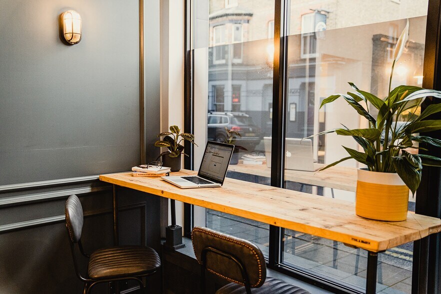 52-54 Alexandra St, Southend On Sea à louer - Photo du bâtiment - Image 3 de 3