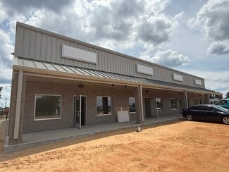 Plus de détails pour 1001 Woodridge Dr, Lumberton, NC - Local d'activités à louer