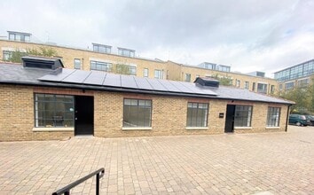 Pump Aly, Brentford for lease Building Photo- Image 1 of 8