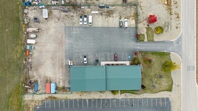 201 United Dr, Kalispell, MT à louer Photo intérieure- Image 2 de 10