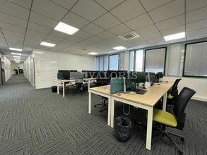 Office in Villeurbanne for lease Interior Photo- Image 2 of 11