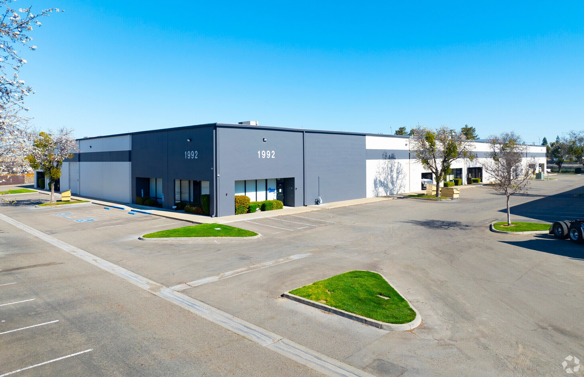 1992 Rockefeller Dr, Ceres, CA à vendre Photo principale- Image 1 de 14