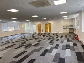 3-3B Opal Dr, Milton Keynes for lease Interior Photo- Image 2 of 2