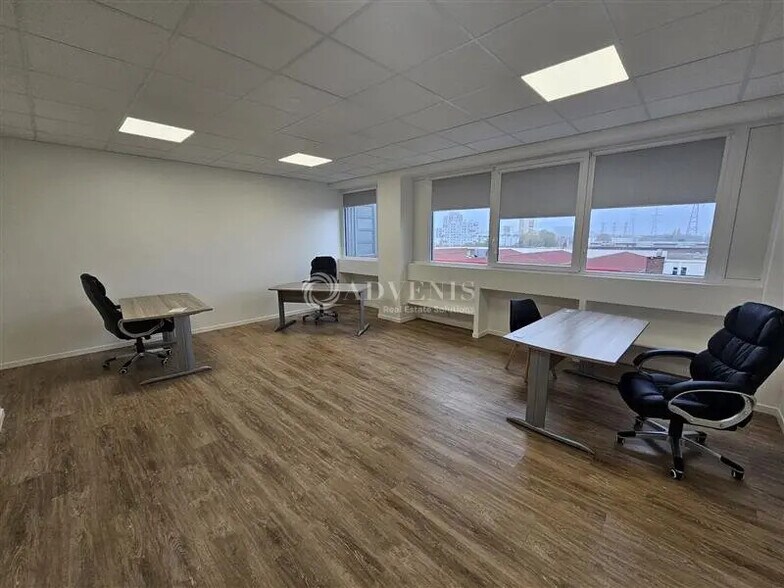 Office in Rosny-sous-Bois for lease - Interior Photo - Image 2 of 6