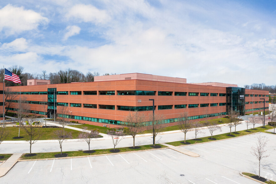 150 N Radnor Chester Rd, Radnor, PA for lease - Building Photo - Image 1 of 16