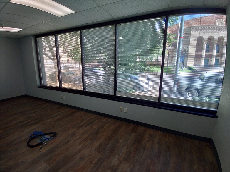 1510 J St, Sacramento, CA for lease - Interior Photo - Image 2 of 8