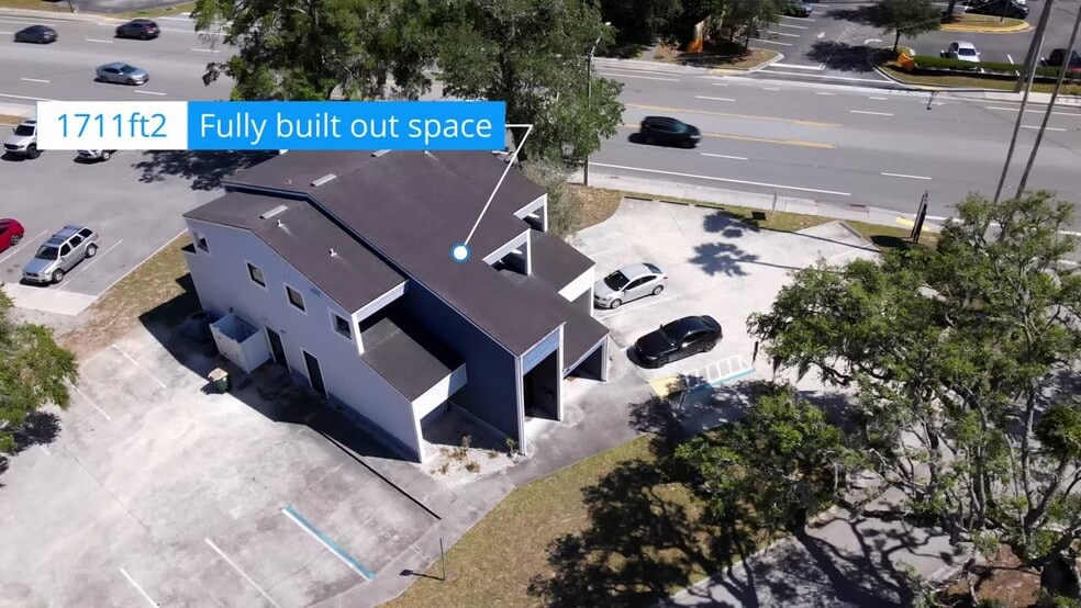 8837 Goodbys Executive Dr, Jacksonville, FL à louer - Vidéo sur l’inscription commerciale - Image 3 de 25