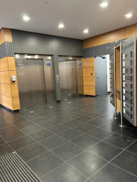 24 Boulevard Carnot, Lille à vendre - Photo du bâtiment - Image 3 de 7