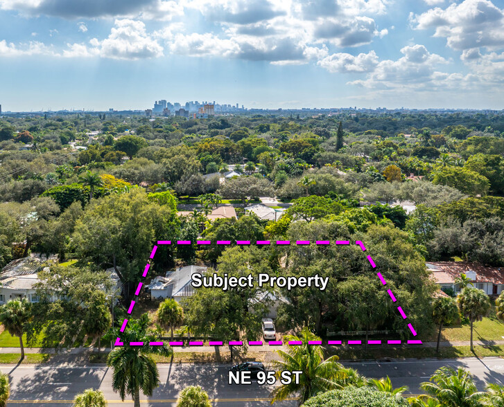 140 NE 95th St, Miami Shores, FL à vendre - Photo du bâtiment - Image 2 de 6