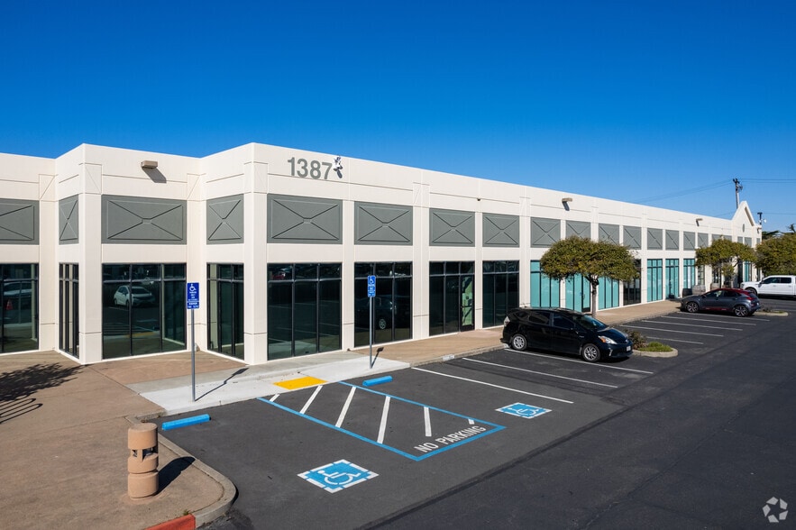 1387-1401 Marina Way S, Richmond, CA for lease - Building Photo - Image 2 of 5