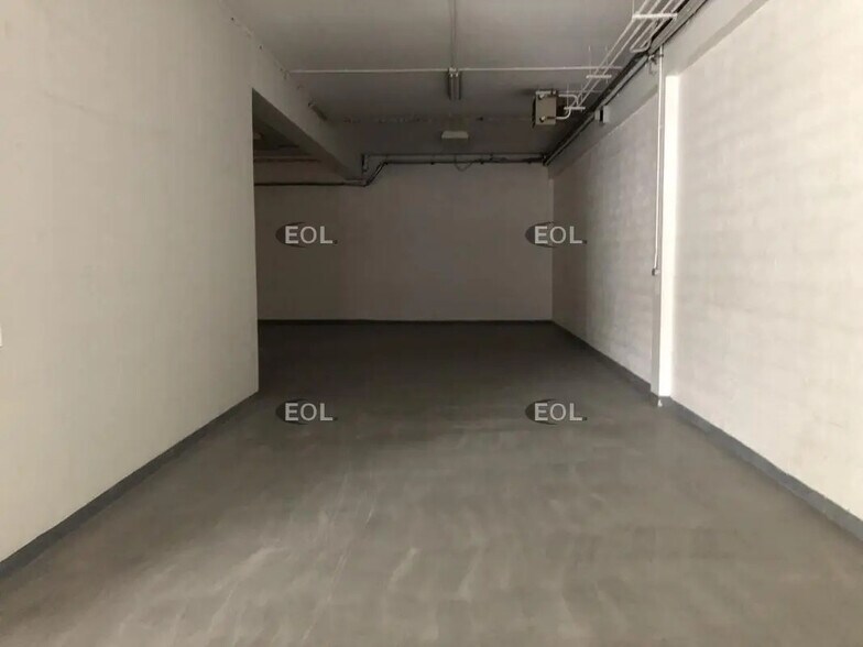 Flex dans Nanterre à louer - Photo intérieure - Image 3 de 22