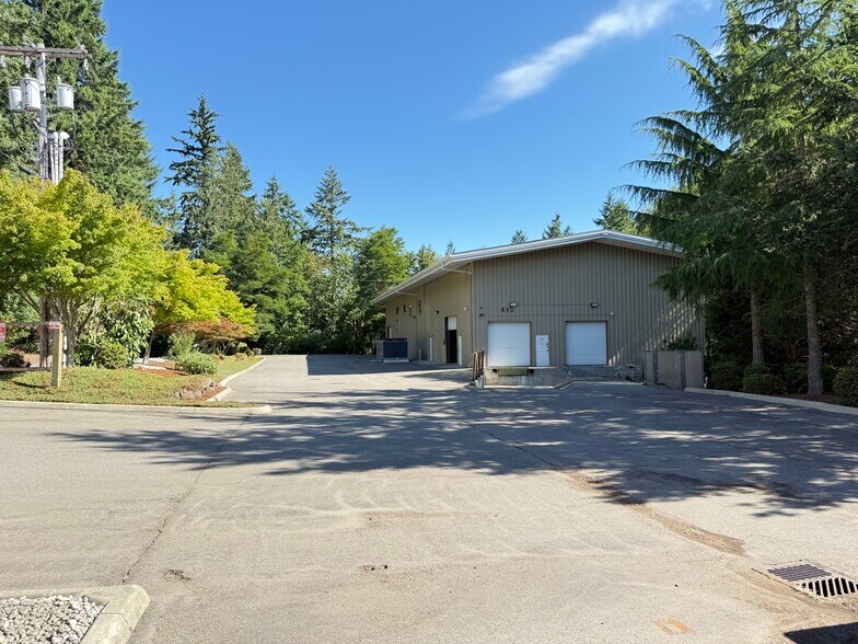 410 Ida St W, Bremerton, WA à louer - Photo principale - Image 1 de 18