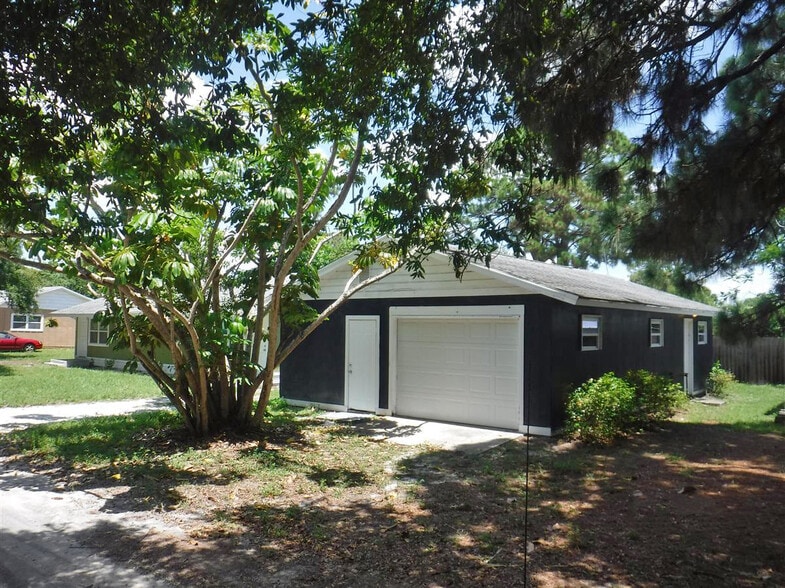 3261 S US Highway 1, Fort Pierce, FL for sale - Building Photo - Image 3 of 10
