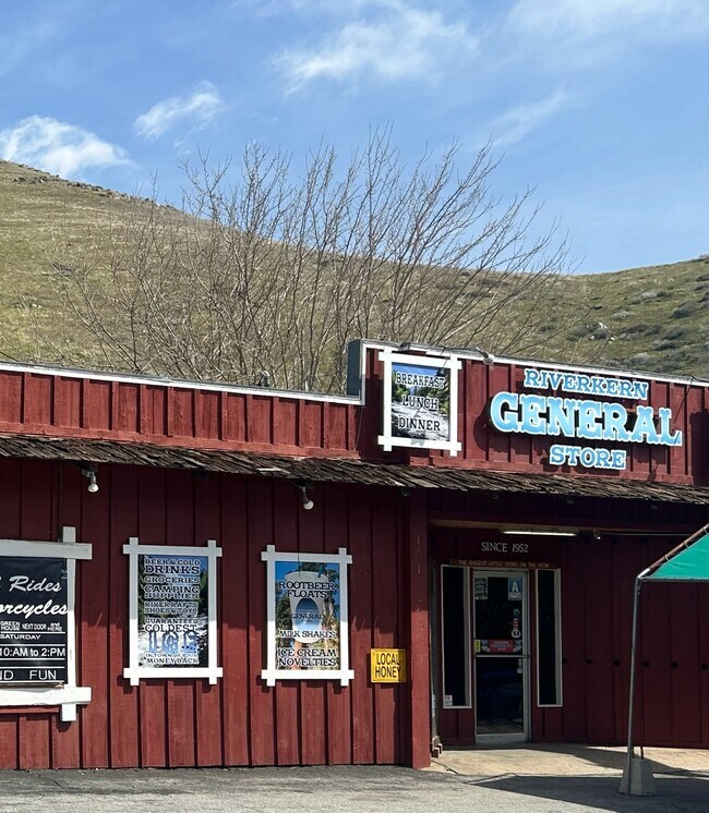 More details for 16130 Sierra Way, Kernville, CA - Retail for Sale