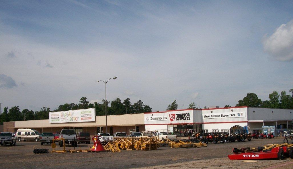 5101 N State Line Ave, Texarkana, TX for lease Primary Photo- Image 1 of 3