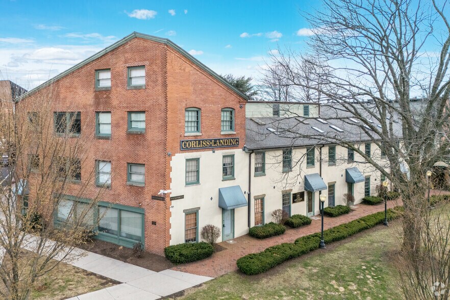 520 S Water St, Providence, RI à vendre - Photo principale - Image 2 de 9