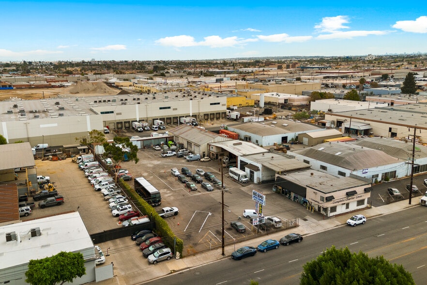 13610 Western Ave, Gardena, CA à louer - Photo du bâtiment - Image 2 de 8