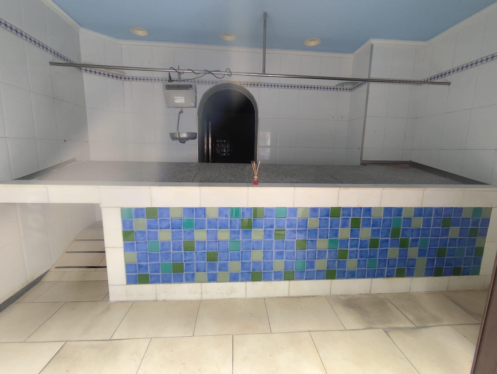 Retail in Córdoba for lease Interior Photo- Image 1 of 7