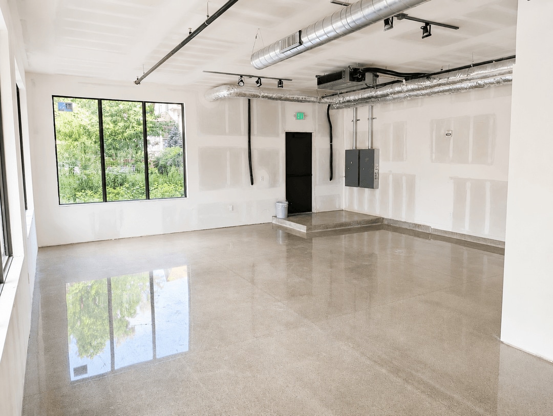 3120 E 36th St, Minneapolis, MN for lease Interior Photo- Image 1 of 4