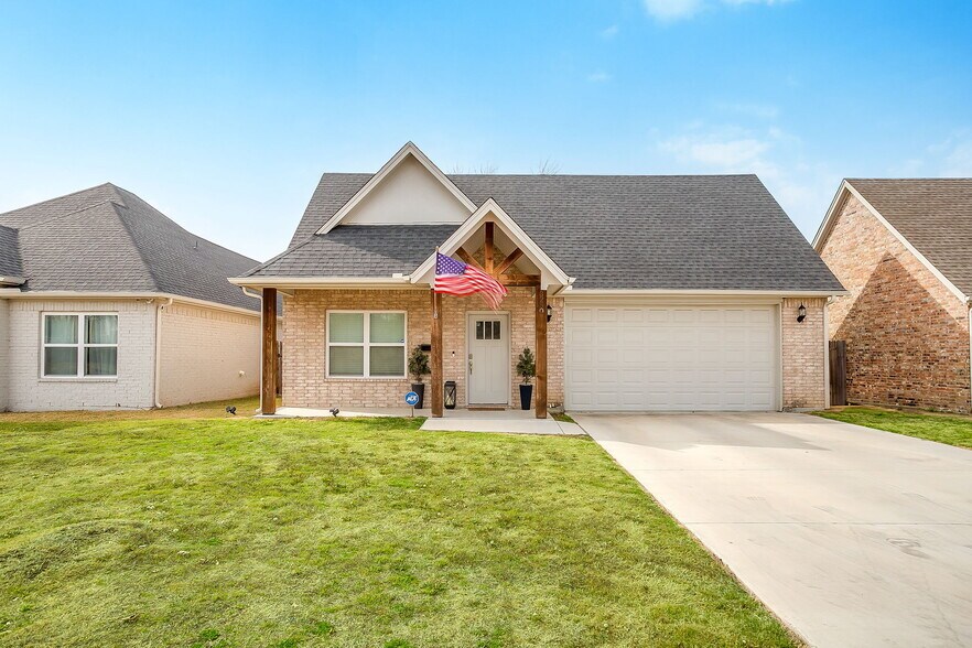 3250 Merida Ave, Fort Worth, TX for sale - Primary Photo - Image 1 of 1