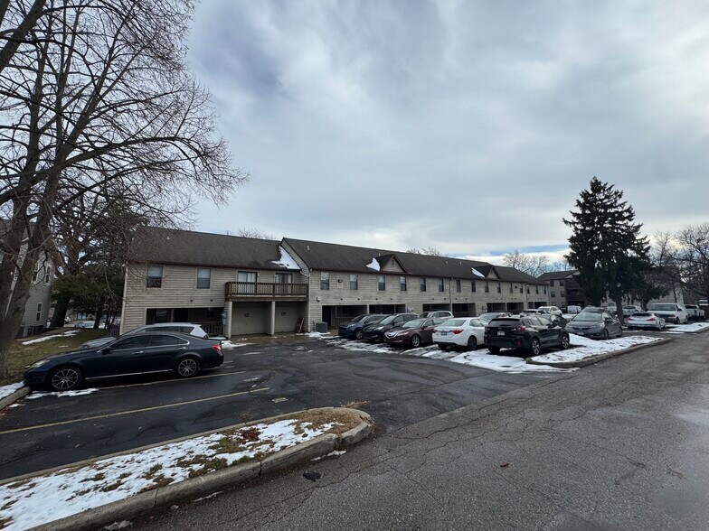 421-439 S Chauncey Ave, West Lafayette, IN à vendre - Photo du bâtiment - Image 3 de 4