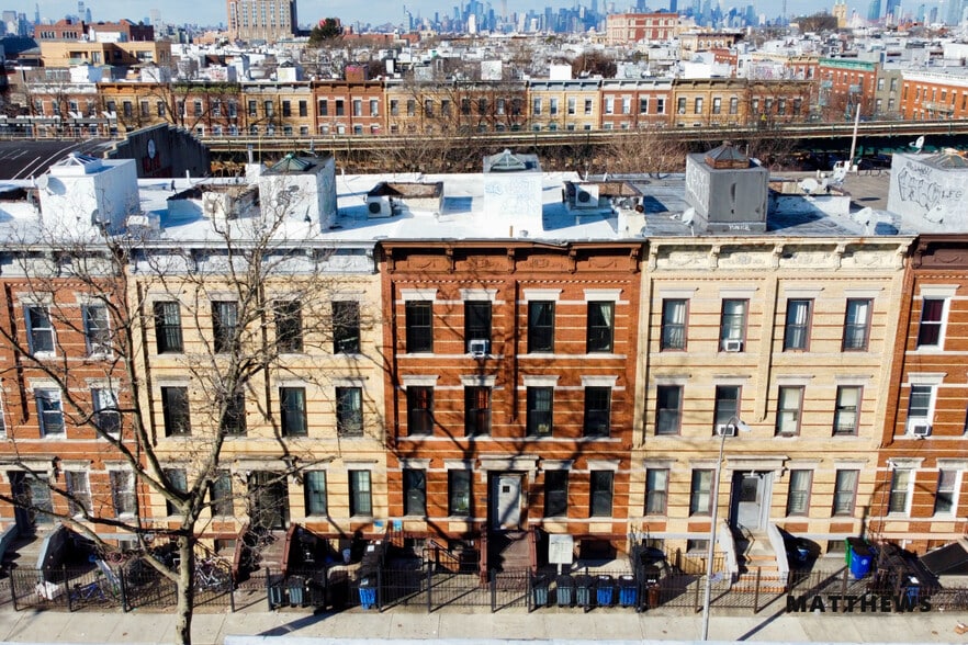 1675 Woodbine St, Ridgewood, NY for sale - Building Photo - Image 1 of 5