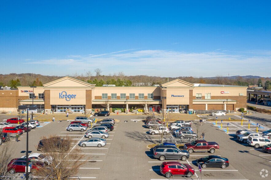 1010-1038 Glenbrook Way, Hendersonville, TN à louer - Photo du bâtiment - Image 2 de 19