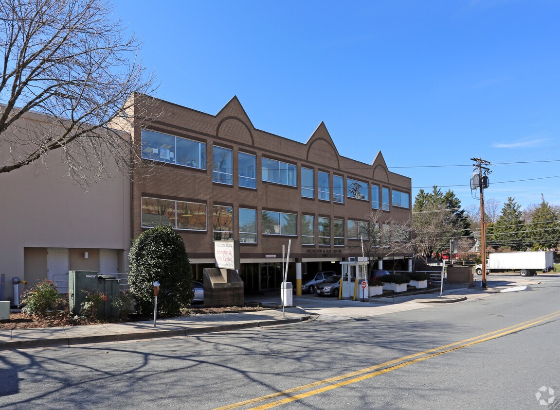 4940 Hampden Ln, Bethesda, MD for lease Primary Photo- Image 1 of 12
