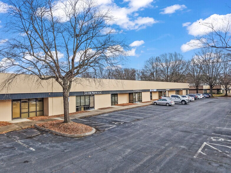 4310 Enterprise Dr, Winston-Salem, NC à louer - Photo du bâtiment - Image 2 de 5