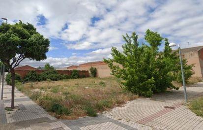 Calle Sierra de Guadarrama, 2, Salamanca, Salamanca à vendre - Photo du bâtiment - Image 2 de 16