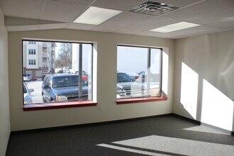12-36 E Central St, Franklin, MA for lease Interior Photo- Image 2 of 5