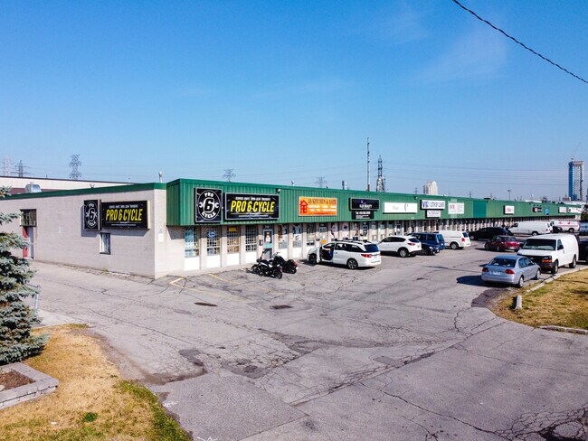 Plus de détails pour 712-740 Kipling Ave, Toronto, ON - Industriel à louer