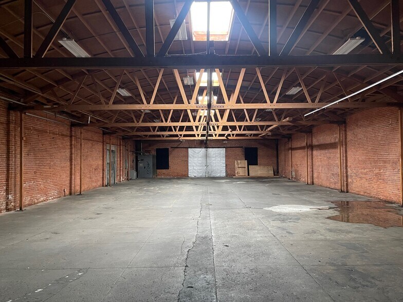 1334-1338 S Flower St, Los Angeles, CA for sale - Building Photo - Image 2 of 11