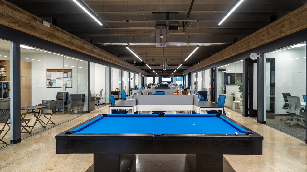 6380 NE 4th Ave, Miami, FL à louer - Photo du bâtiment - Image 1 de 12
