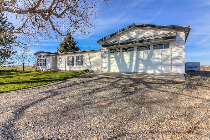 139802 W Johnson Rd, Prosser, WA à vendre - Photo du bâtiment - Image 2 de 46