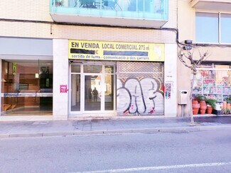 Plus de détails pour Multi-résidentiel à vendre