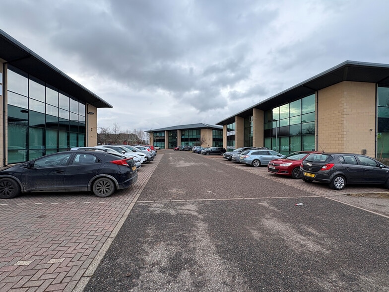 Slackbiue Ave, Inverness for lease - Building Photo - Image 3 of 6