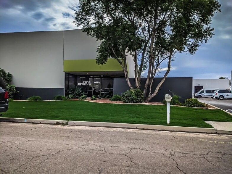 1819 W 3rd St, Tempe, AZ à louer - Photo du bâtiment - Image 2 de 6