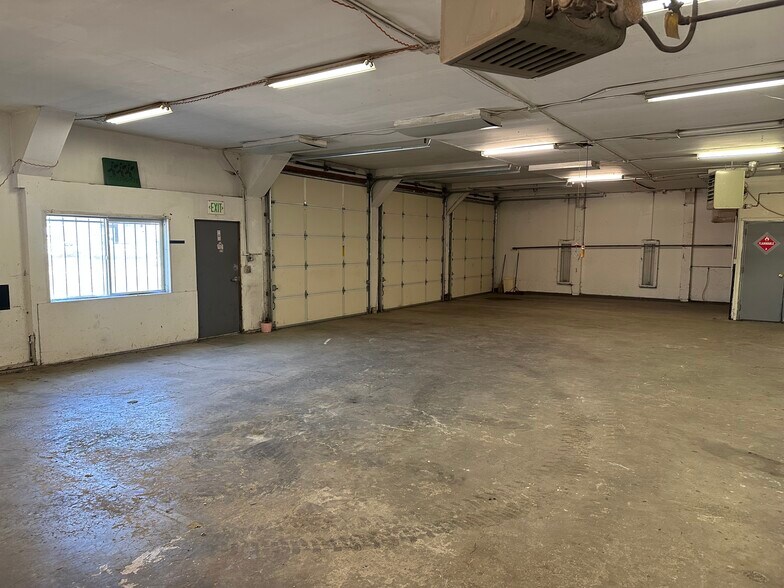 5401 N Freya St, Spokane, WA à vendre - Photo du bâtiment - Image 3 de 3