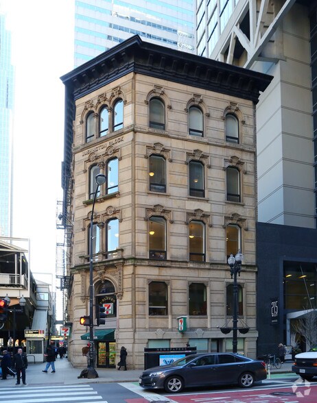40 N Wells St, Chicago, IL à louer - Photo du bâtiment - Image 1 de 5
