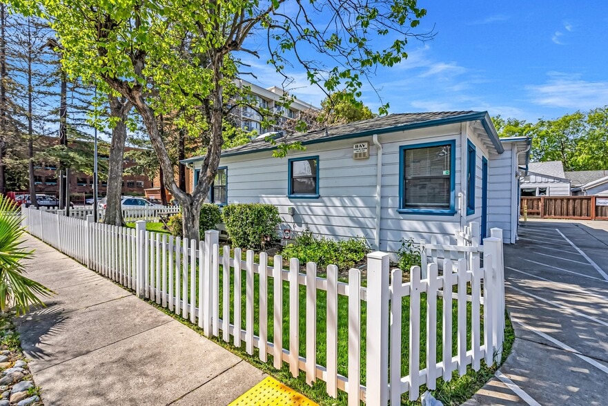 2291 Pacheco St, Concord, CA for lease - Building Photo - Image 2 of 41