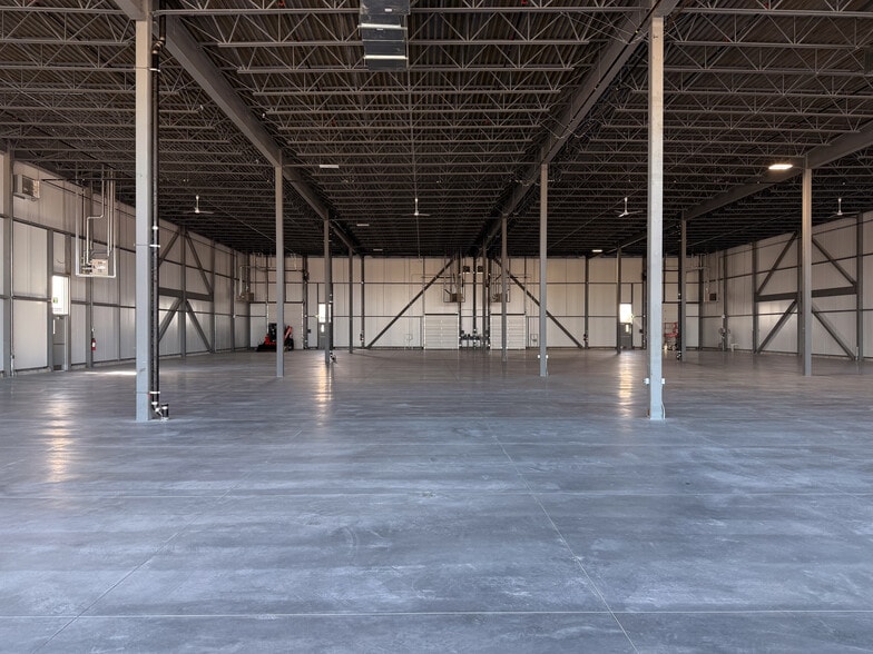 52-54 Racine St, Casselman, ON for sale - Interior Photo - Image 3 of 5