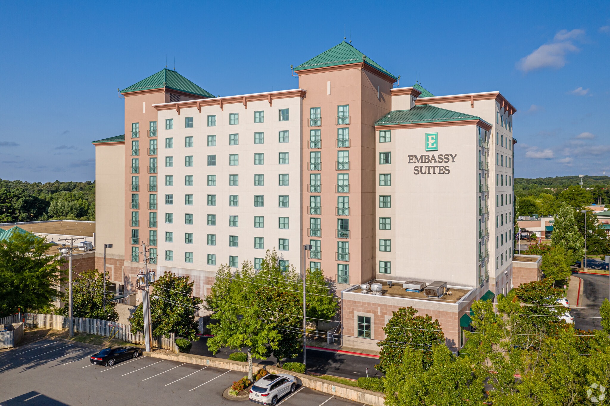 11301 Financial Centre Pky, Little Rock, AR à vendre Photo principale- Image 1 de 6