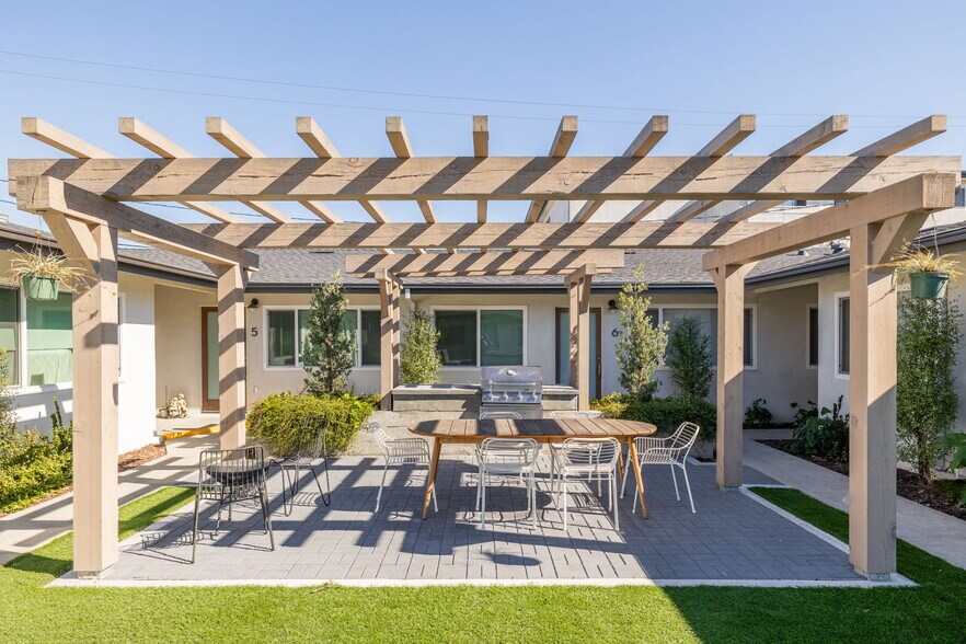 17302 Ermanita Ave, Torrance, CA à vendre - Photo du bâtiment - Image 3 de 28