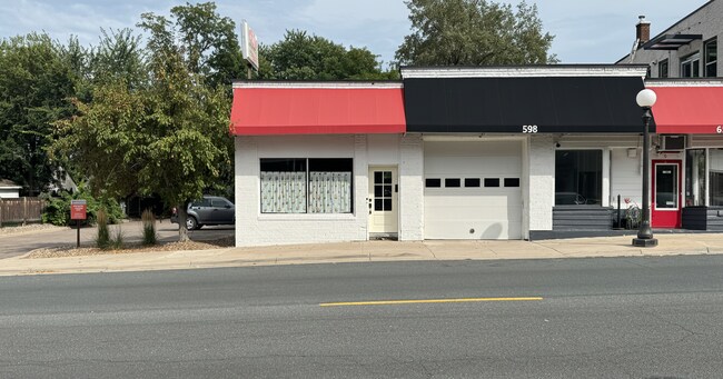 Plus de détails pour 598-608 S Smith Ave S, Saint Paul, MN - Bureau/Commerce de détail à louer